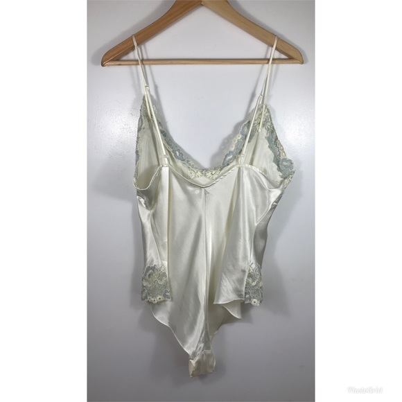 VICTORIA’S SECRET 2-Piece Set Sz M - Picture 5 of 8